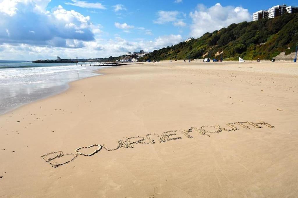 Bournecoast - Family Holiday Home In Mudeford- 8523 Экстерьер фото