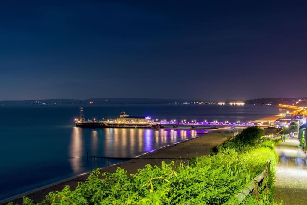 Bournecoast - Family Holiday Home In Mudeford- 8523 Экстерьер фото